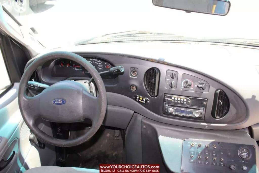 Used 2006 Ford E-450 and Econoline 450 RWD image 31