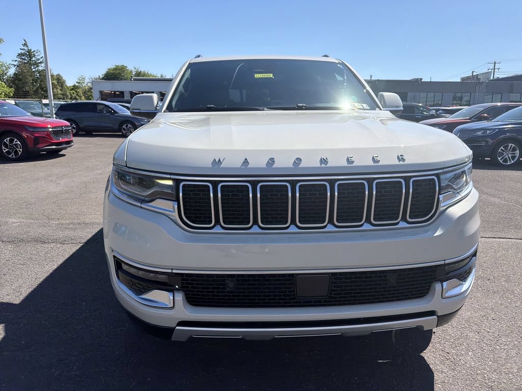 Used 2022 Jeep Wagoneer Series II AWD/4WD image 8
