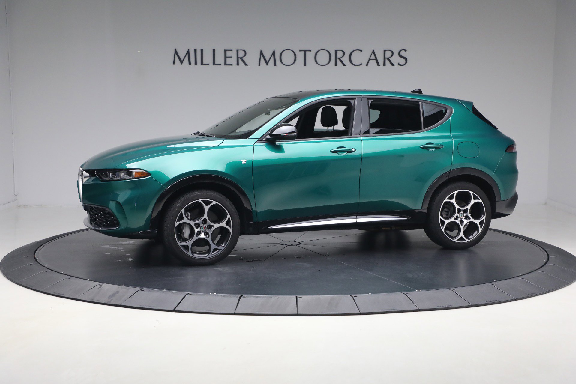 Used 2024 Alfa Romeo Tonale Ti w/ Premium Interior Package