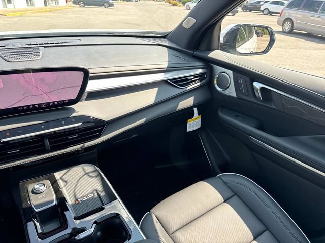 New 2027 Buick Enclave Avenir w/ LPO, Illumination Package FWD image 20