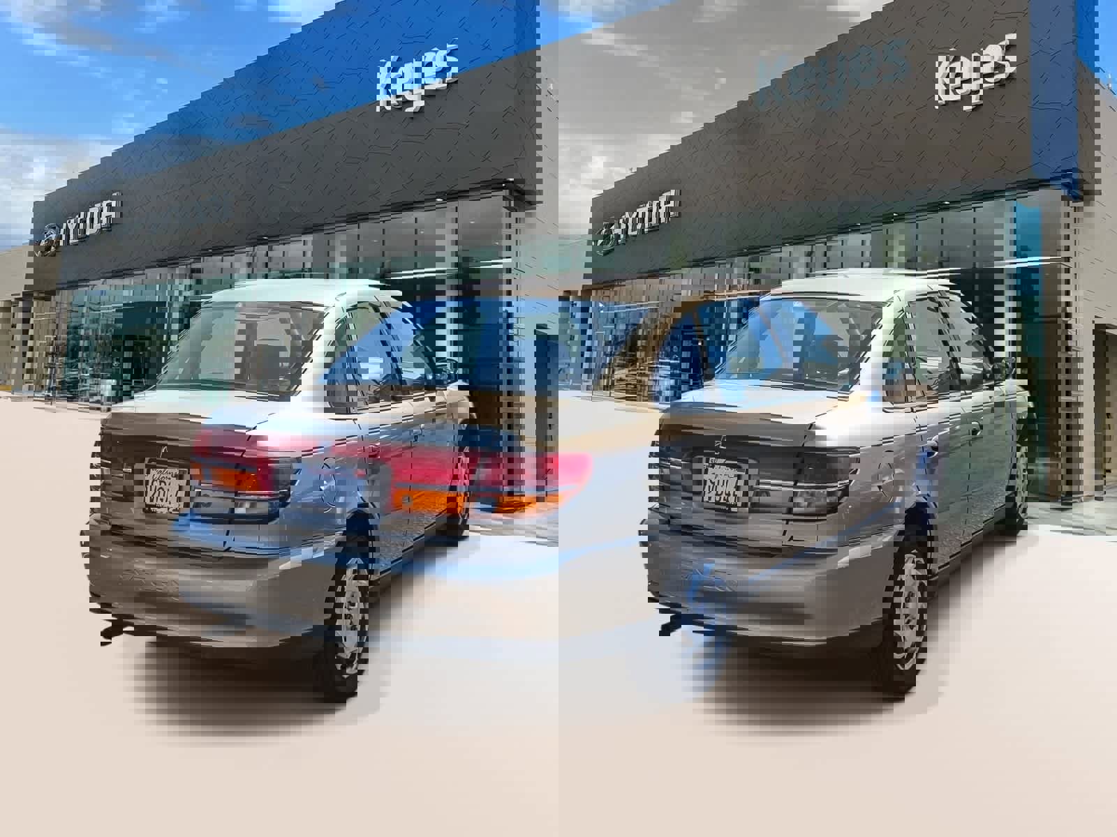 Used 2001 Saturn L-Series L200 image 4