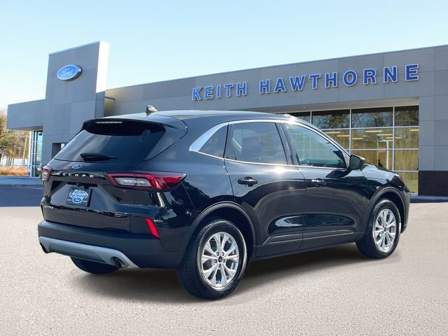 Used 2024 Ford Escape Active w/ Cold Weather Package FWD image 6