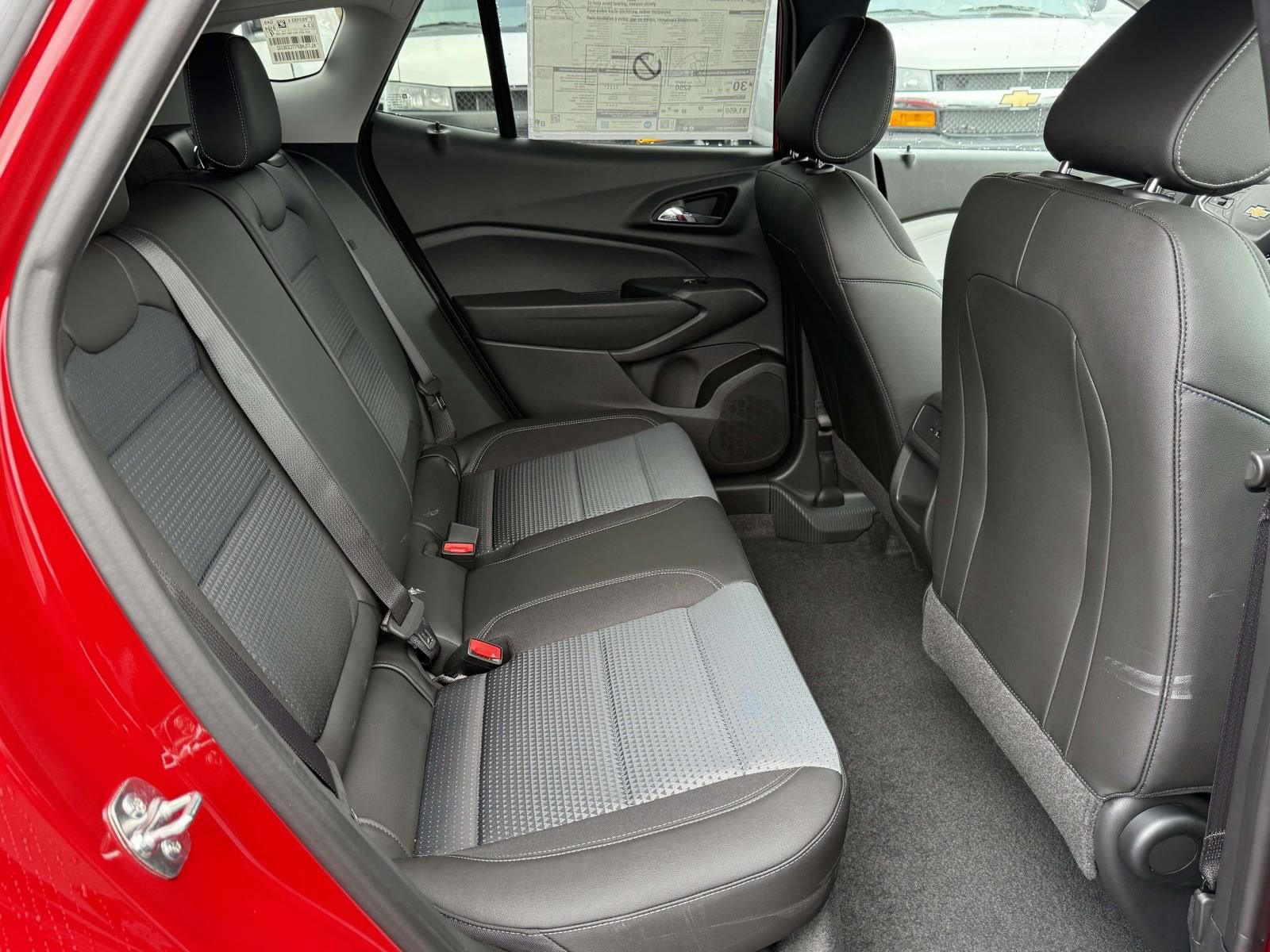 New 2026 Chevrolet Trax LT w/ Driver Confidence Package FWD image 24