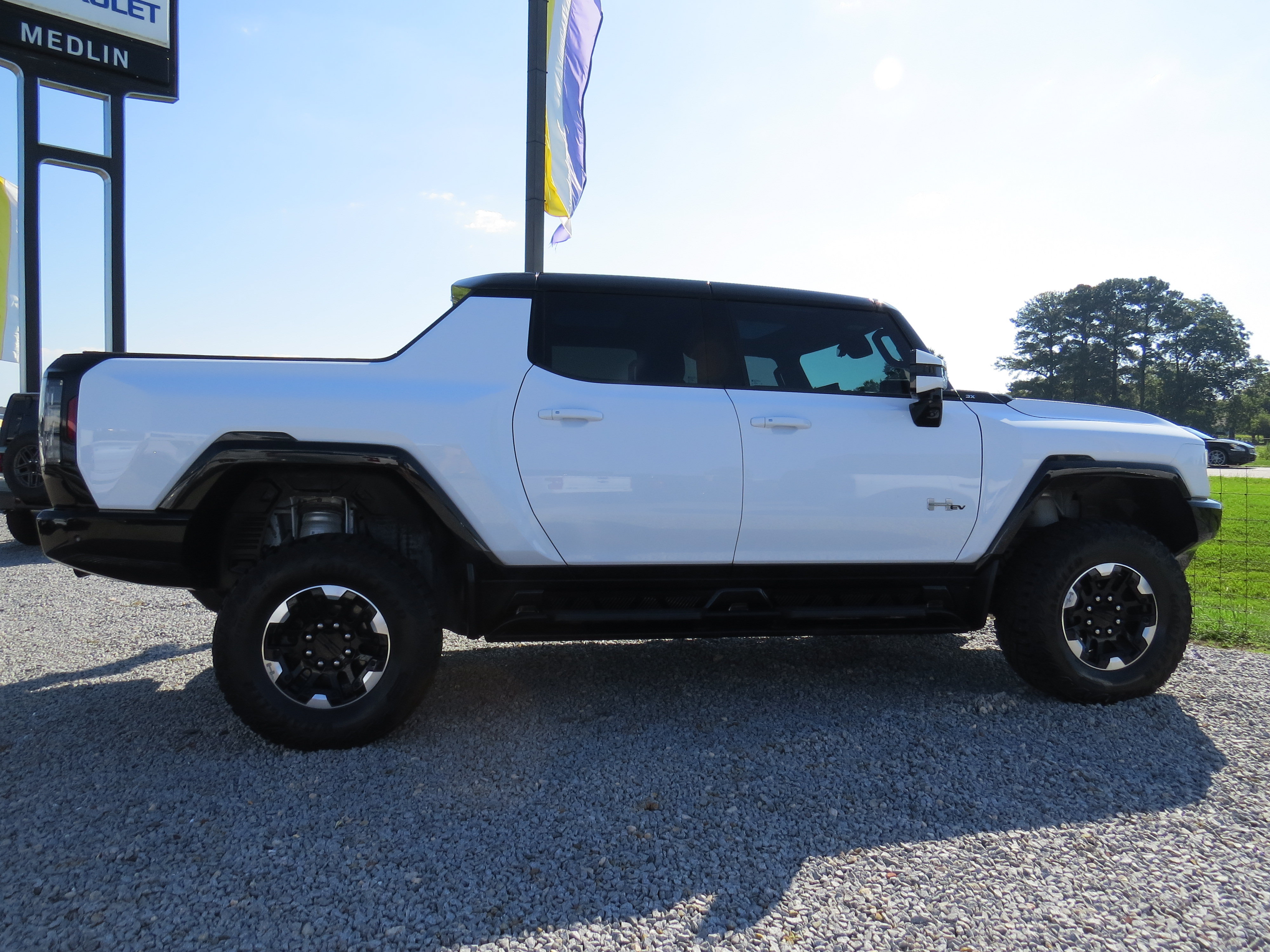 Used 2023 GMC Hummer EV Edition 1 AWD/4WD image 10