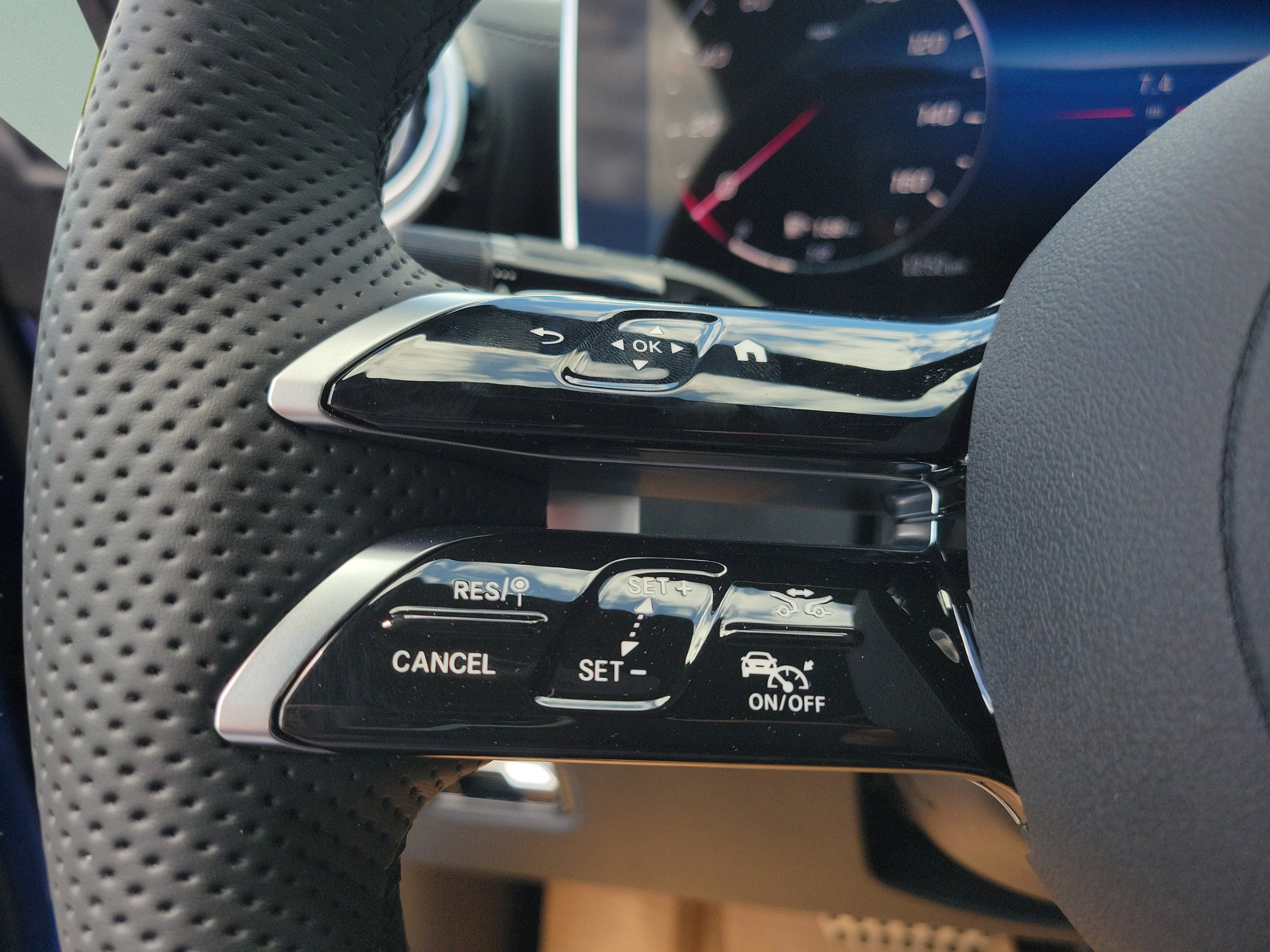 New 2026 Mercedes-Benz CLE 450 4MATIC Coupe image 24