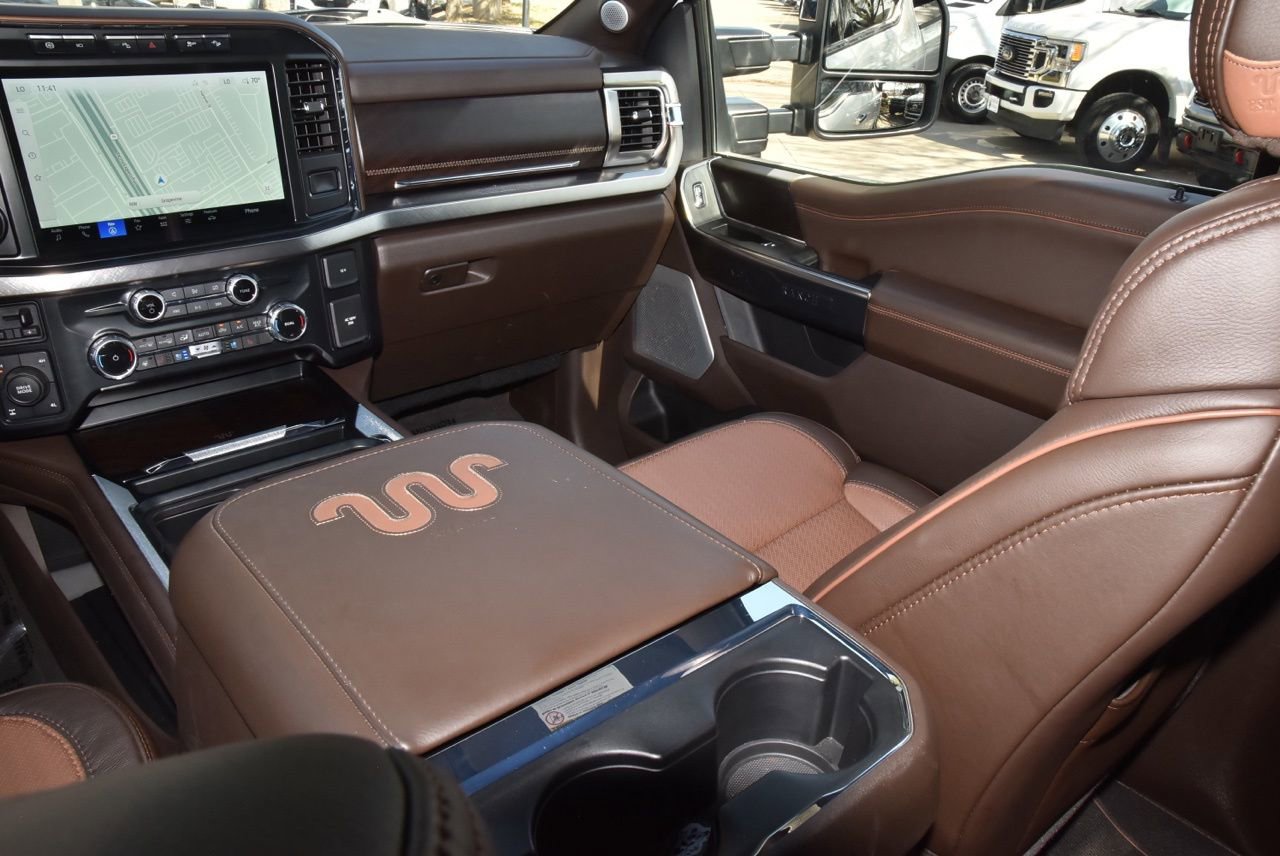 Used 2023 Ford F250 King Ranch w/ Chrome Package image 17
