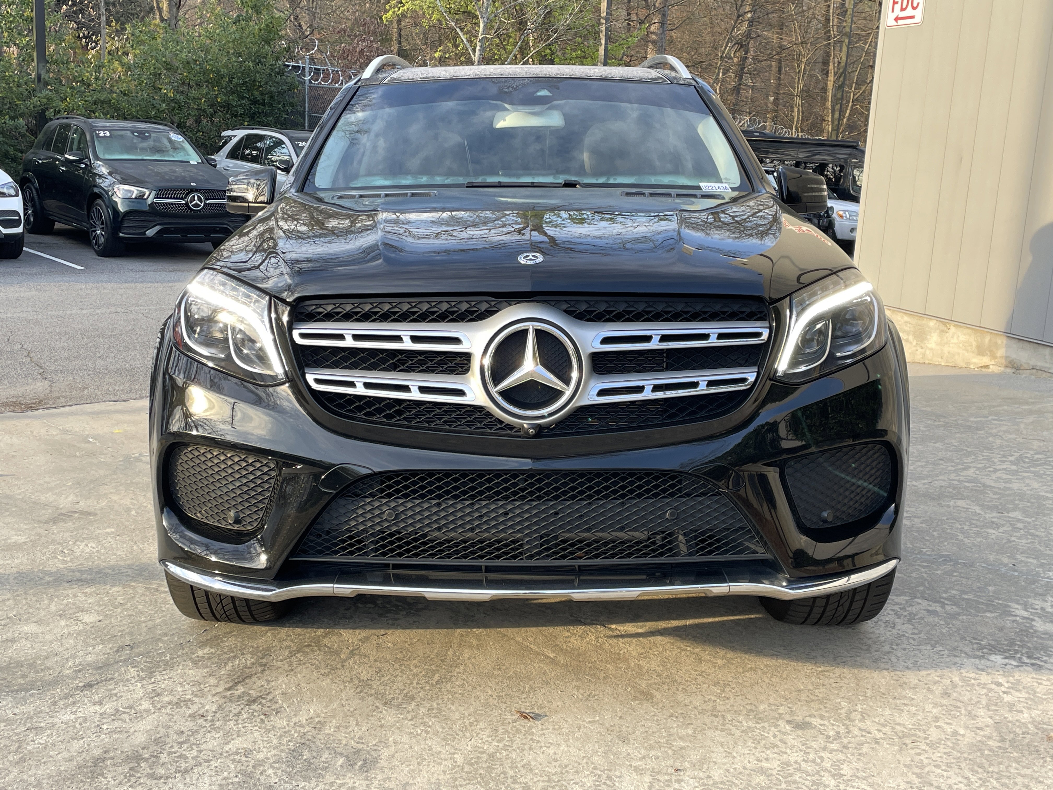 Used 2019 Mercedes-Benz GLS 550 GLS 550 4MATIC SUV image 3