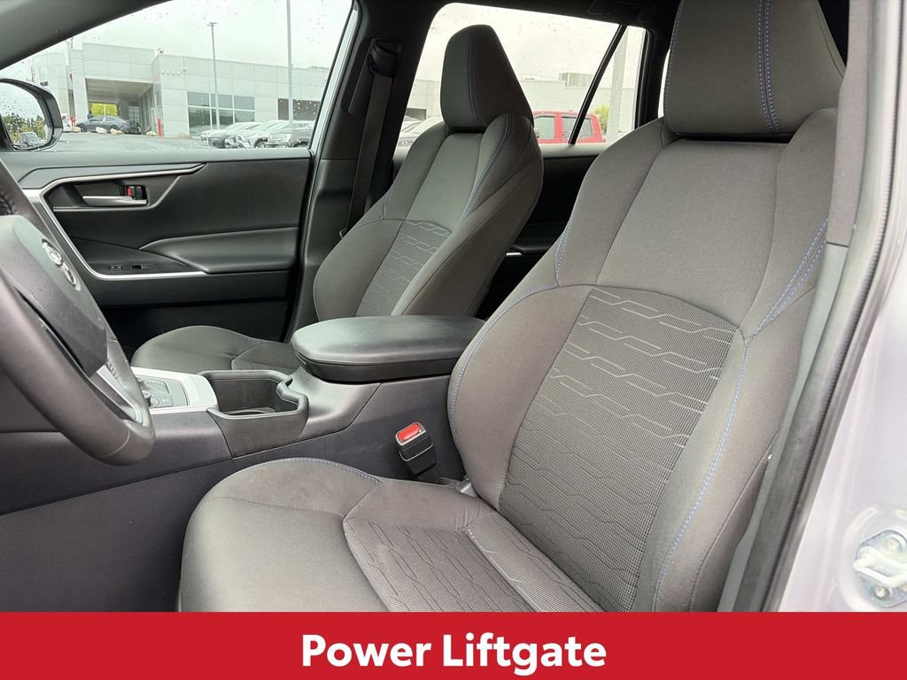 Used 2024 Toyota RAV4 SE AWD/4WD image 19