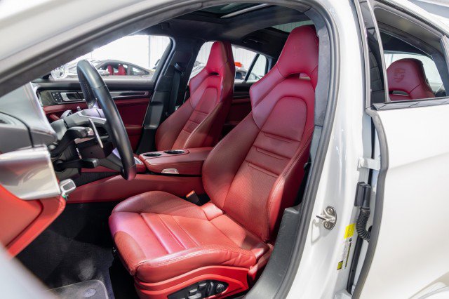 Used 2022 Porsche Panamera GTS w/ Premium Package image 35