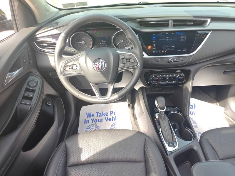 Used 2022 Buick Encore GX Essence w/ Experience Buick Package AWD/4WD image 25