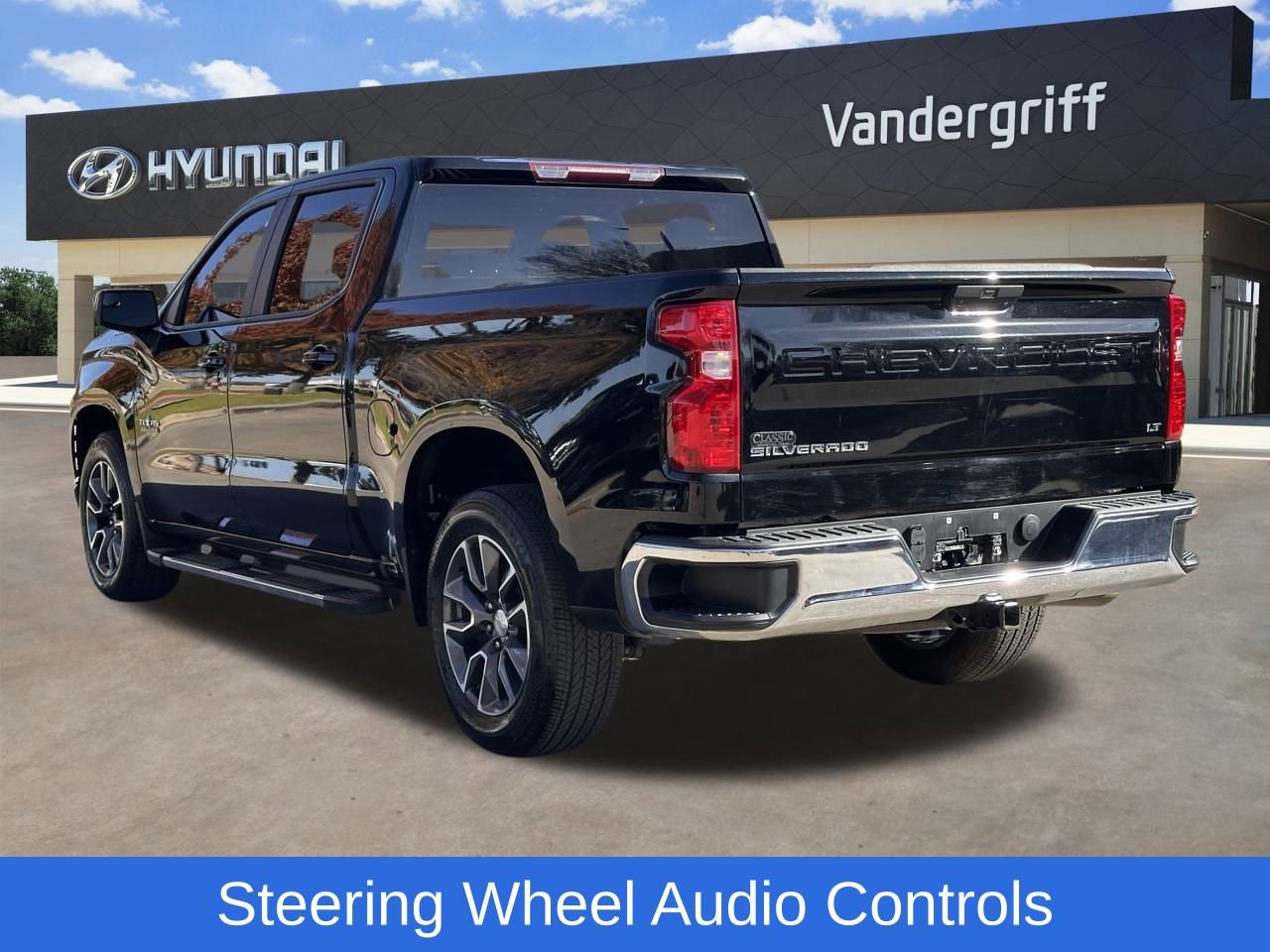 Used 2021 Chevrolet Silverado 1500 LT image 10