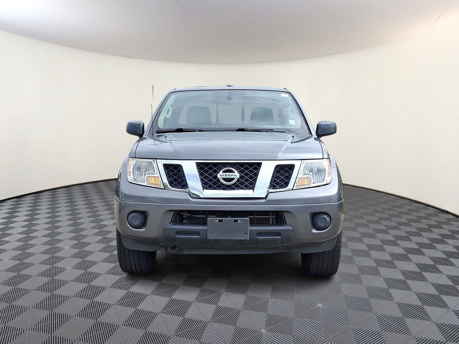 Used 2016 Nissan Frontier SV AWD/4WD image 3