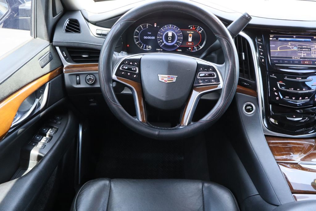 Used 2020 Cadillac Escalade Premium Luxury RWD image 26