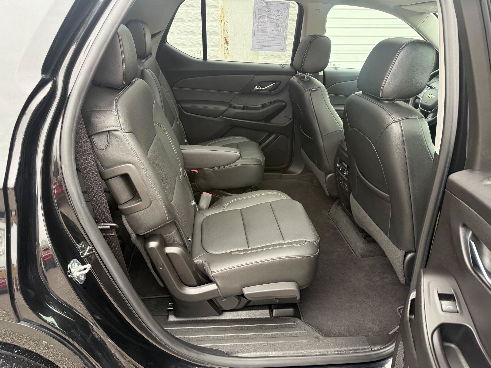 Used 2020 Chevrolet Traverse Premier AWD/4WD image 17