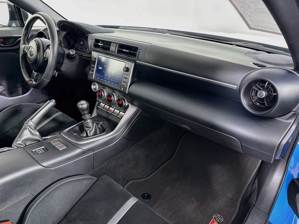 Certified 2023 Toyota GR86 Premium RWD image 30