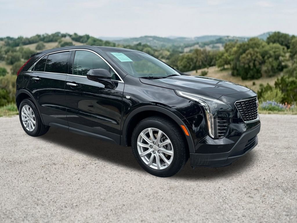 Used 2023 Cadillac XT4 Luxury w/ Cold Weather Package