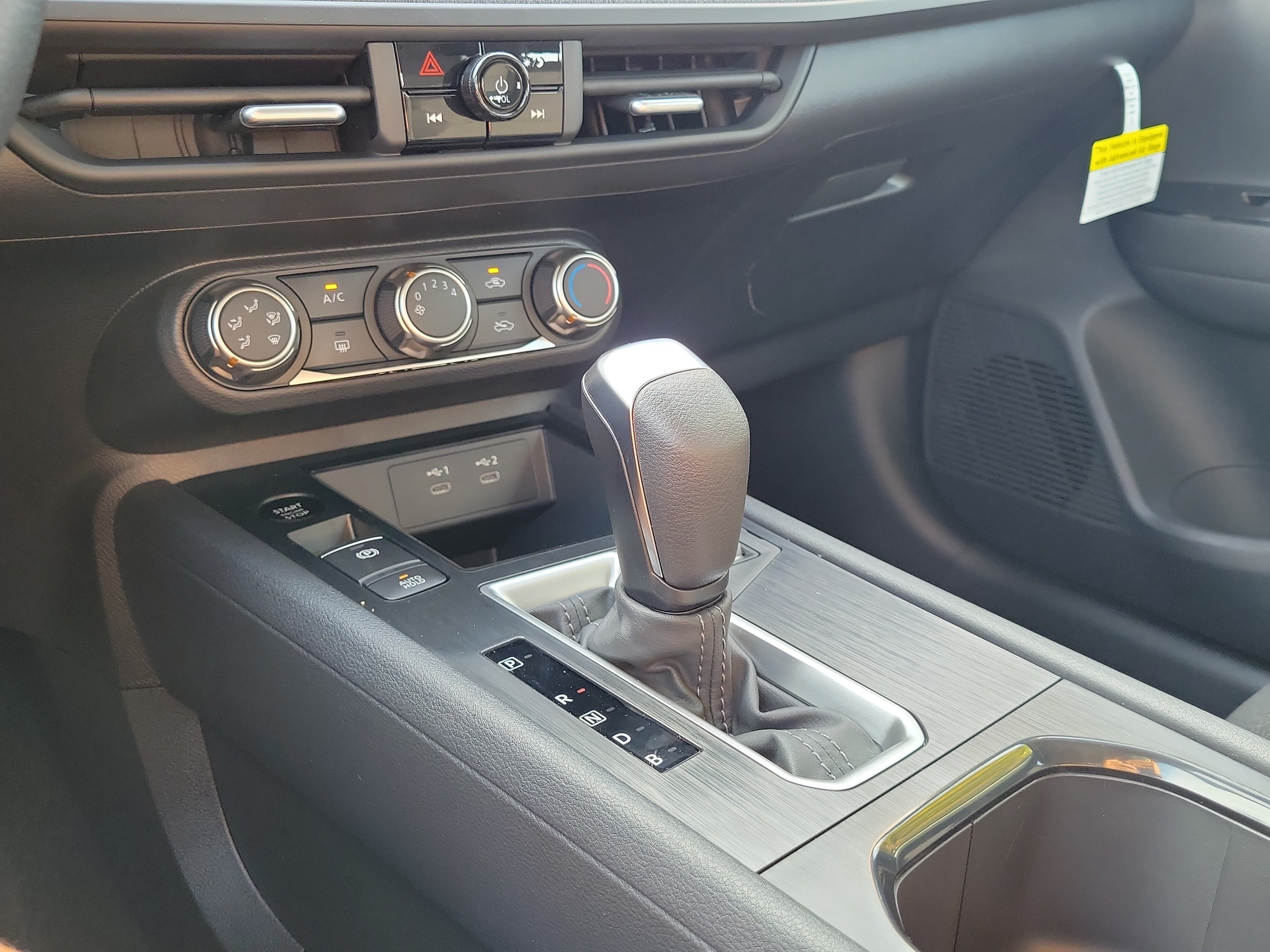 New 2027 Nissan Kicks S FWD image 14