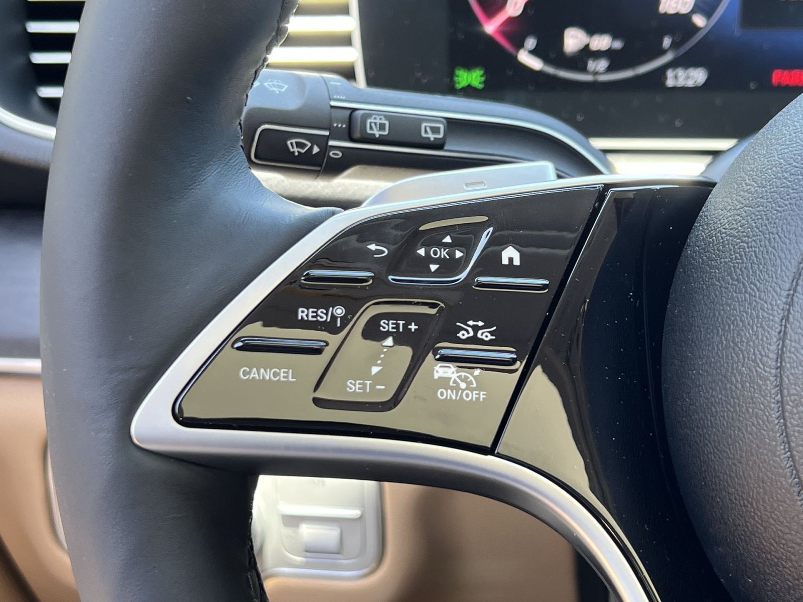 New 2026 Mercedes-Benz GLE 350 4MATIC image 36