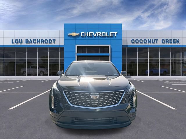 Used 2023 Cadillac XT4 Luxury FWD image 3