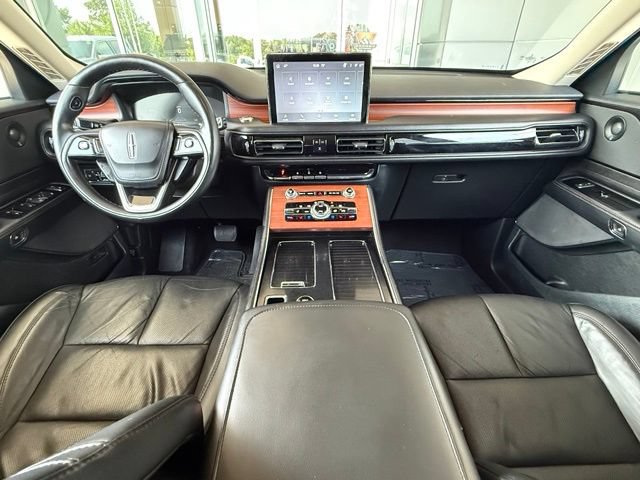 Used 2022 Lincoln Aviator Reserve w/ Equipment Group 201A RWD image 20