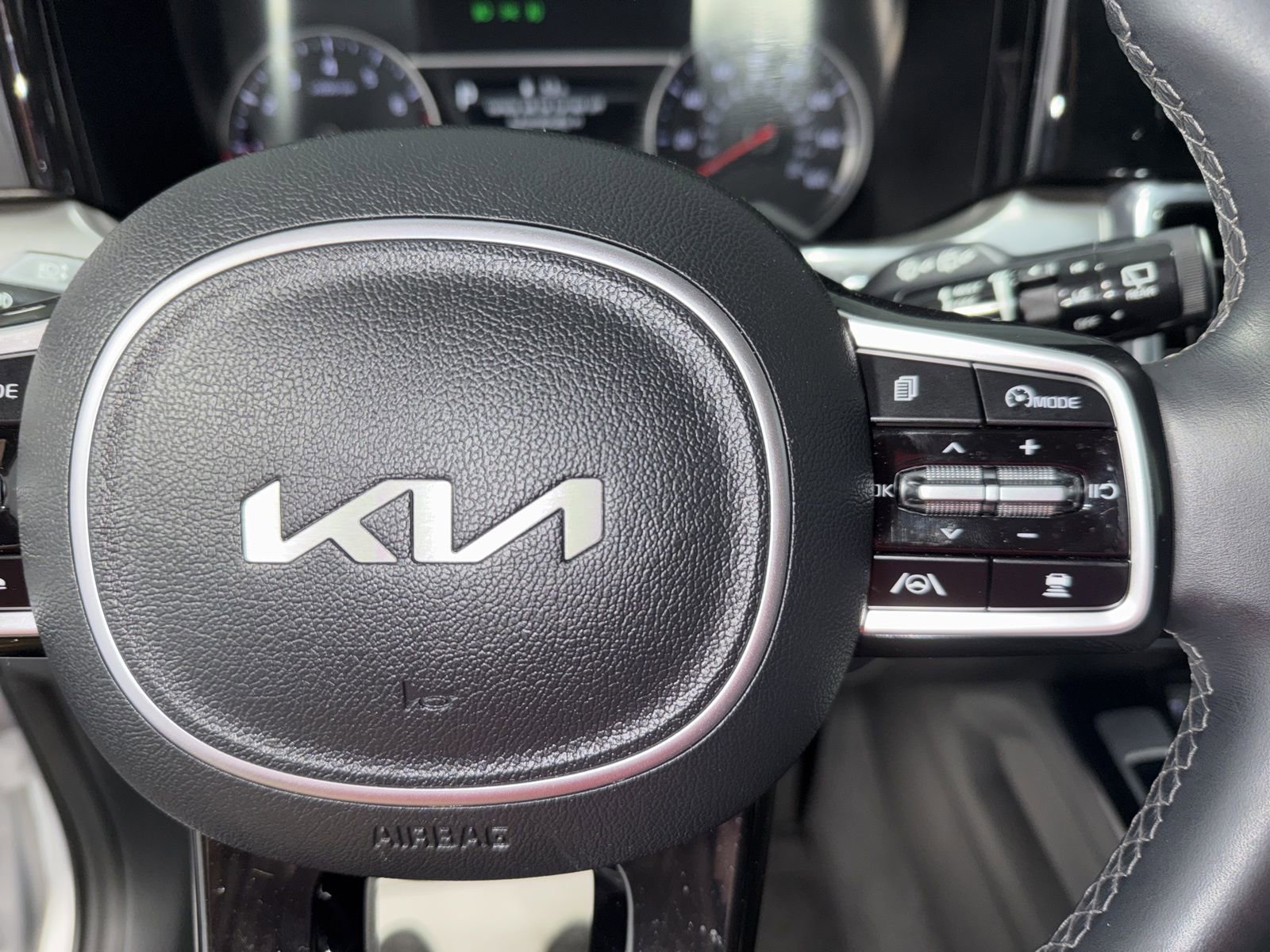 Used 2022 Kia Sorento SX FWD image 31