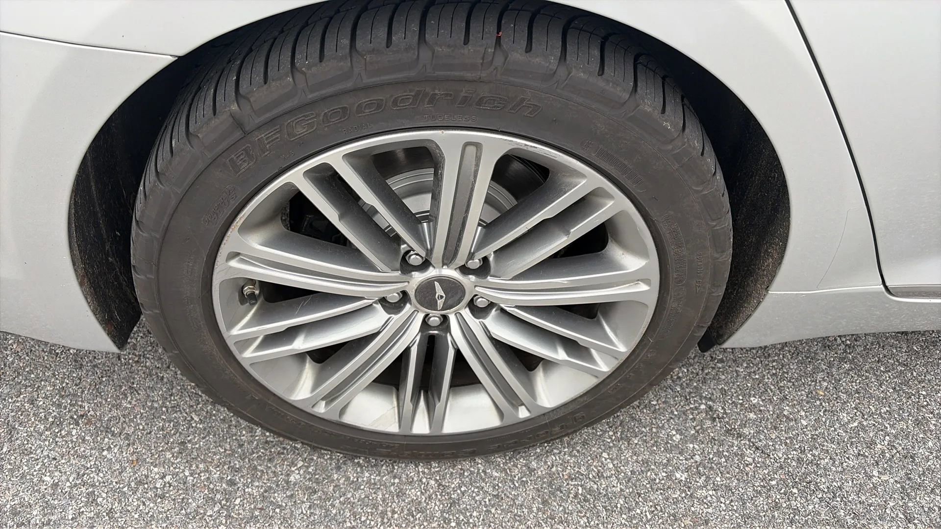 Used 2018 Genesis G80 3.8 w/ Option Group 02 image 24