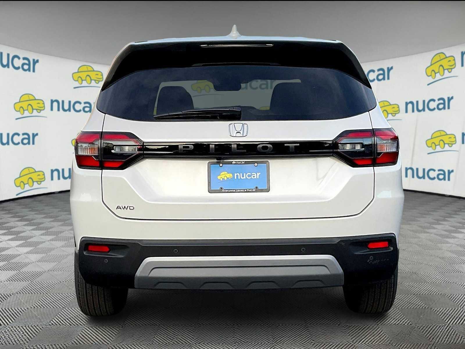 New 2025 Honda Pilot EX-L image 6