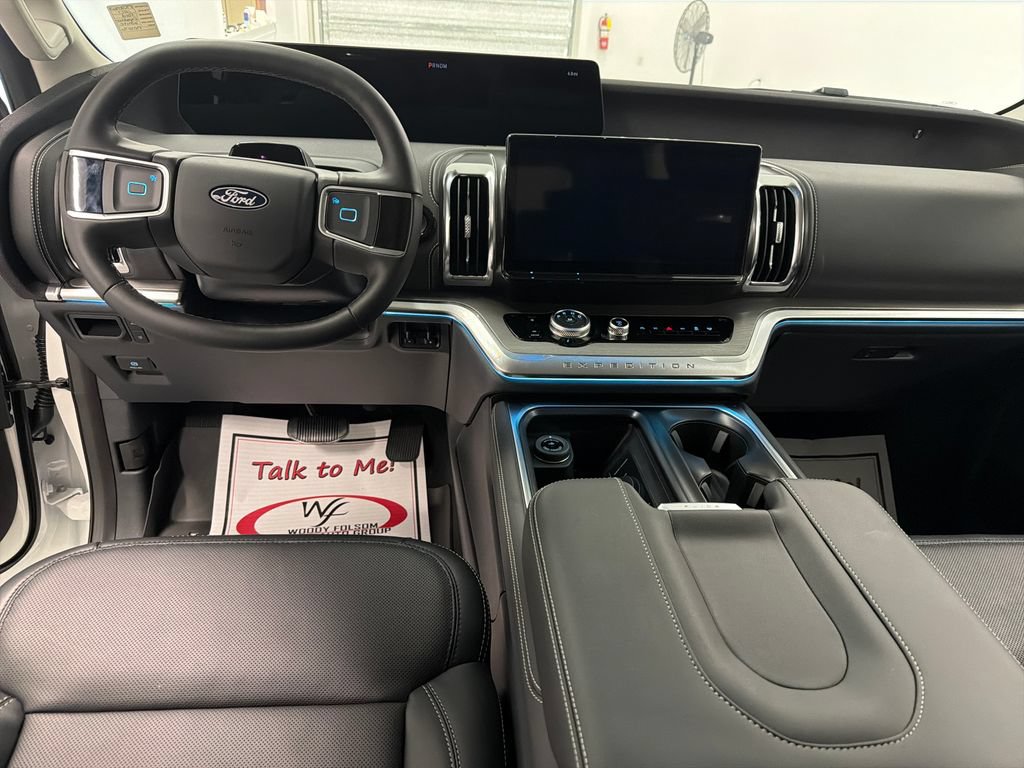 New 2027 Ford Expedition Max Platinum w/ Driver's Package RWD image 14