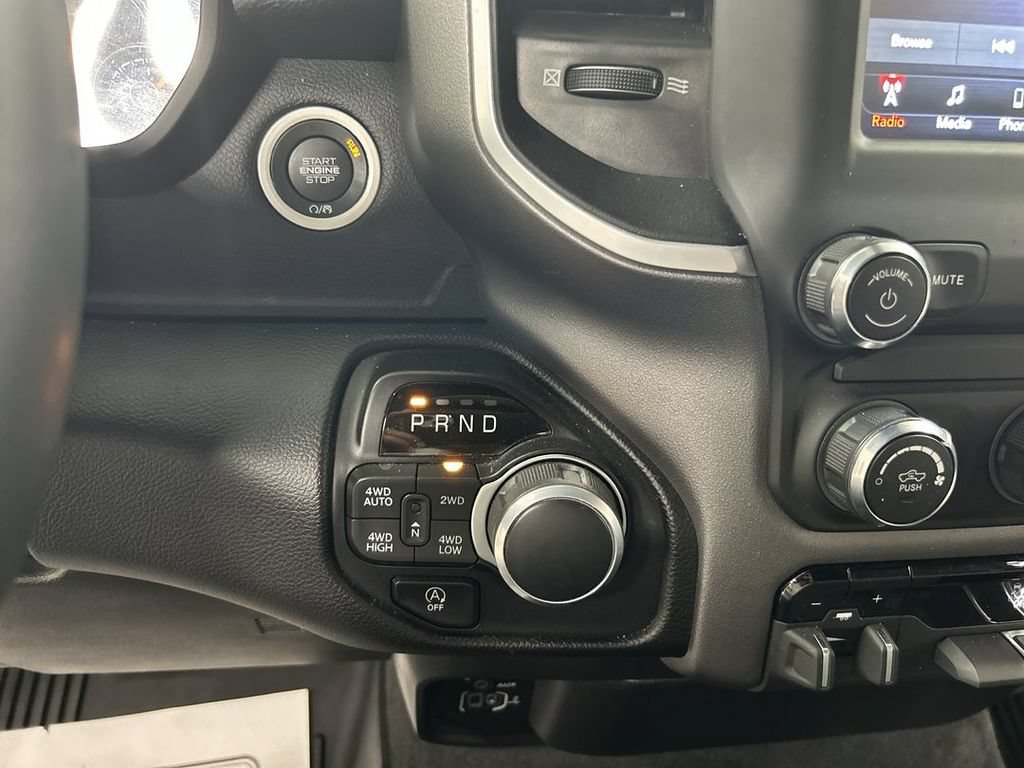 Used 2021 RAM 1500 Big Horn AWD/4WD image 17