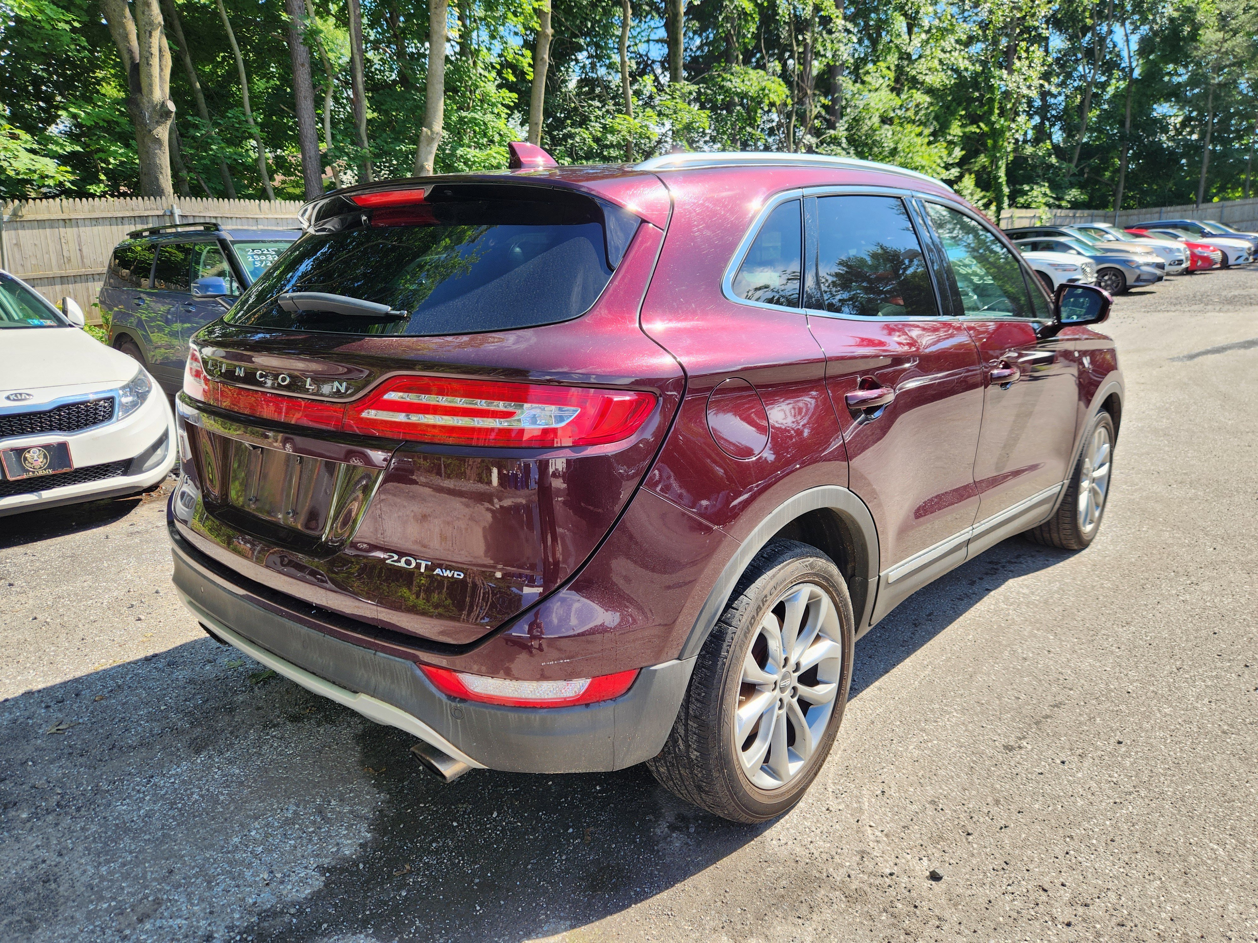 Used 2017 Lincoln MKC Select w/ Select Plus Package AWD/4WD image 4