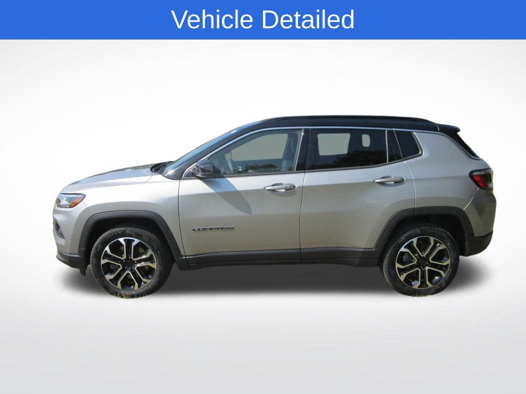 Used 2023 Jeep Compass Limited AWD/4WD image 3
