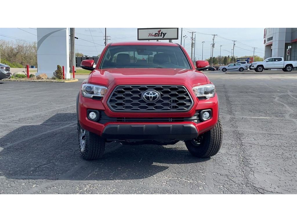 Used 2023 Toyota Tacoma TRD Off-Road AWD/4WD image 2