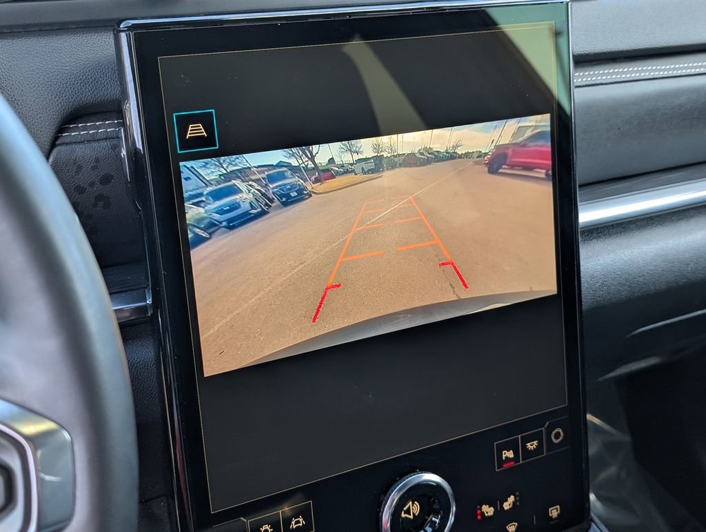 Used 2025 GMC Terrain Elevation image 28