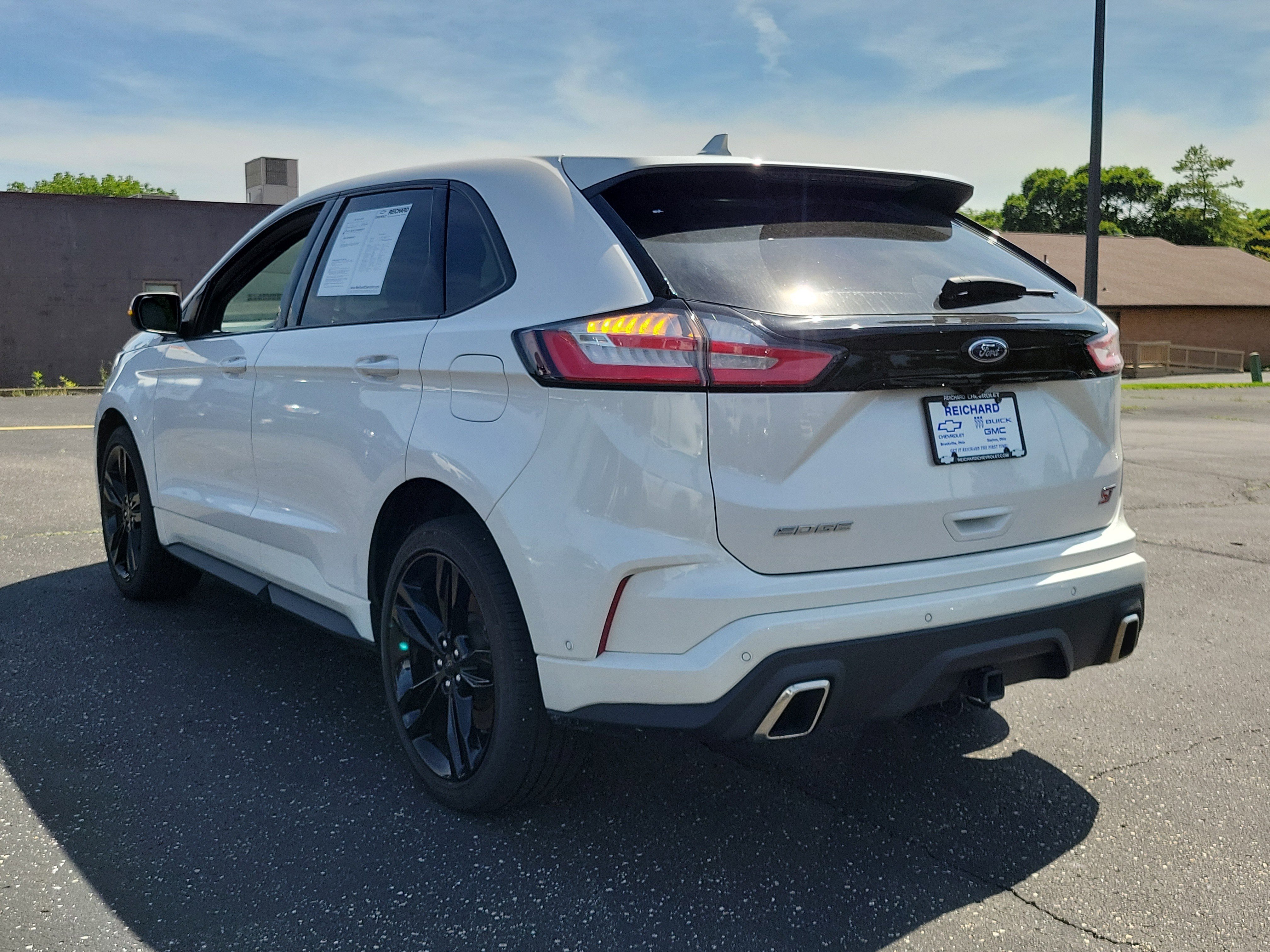 Used 2019 Ford Edge ST w/ Equipment Group 401A AWD/4WD image 3