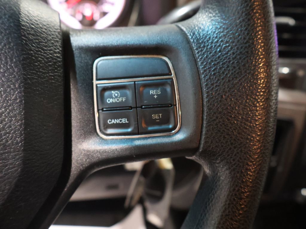 Used 2013 RAM 2500 Tradesman w/ Chrome Appearance Group image 30