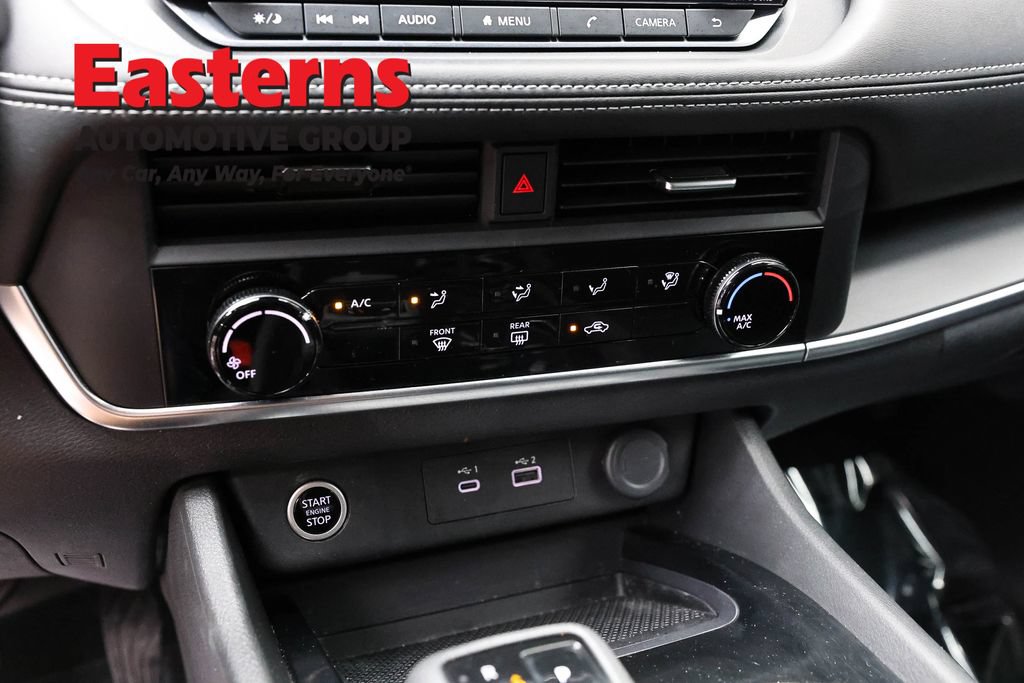 Used 2023 Nissan Rogue S AWD/4WD image 19