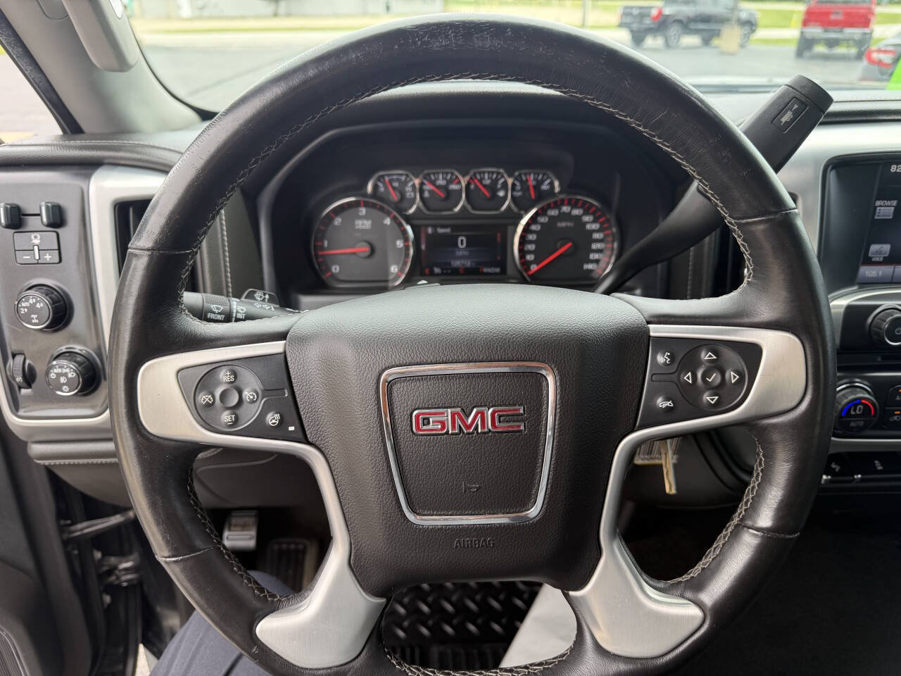 Used 2015 GMC Sierra 1500 SLT w/ SLT Preferred Package AWD/4WD image 16