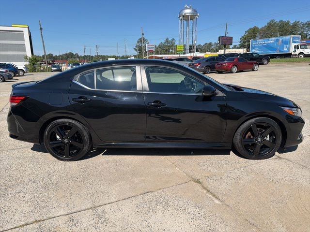 Used 2023 Nissan Sentra SR w/ Midnight Edition Package FWD image 5