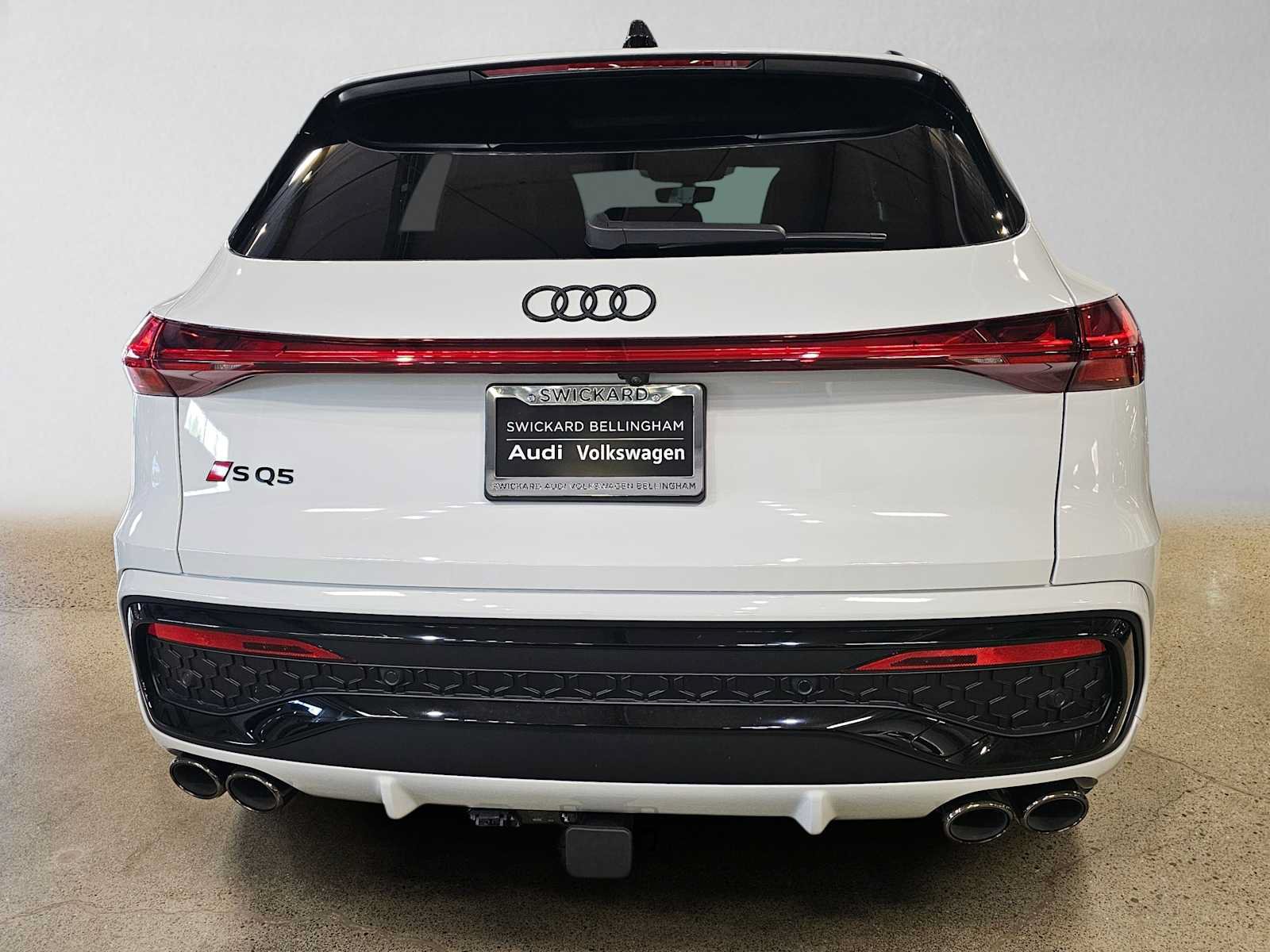 New 2026 Audi SQ5 Prestige AWD/4WD image 4