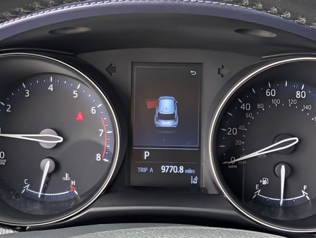 Used 2021 Toyota C-HR XLE FWD image 19