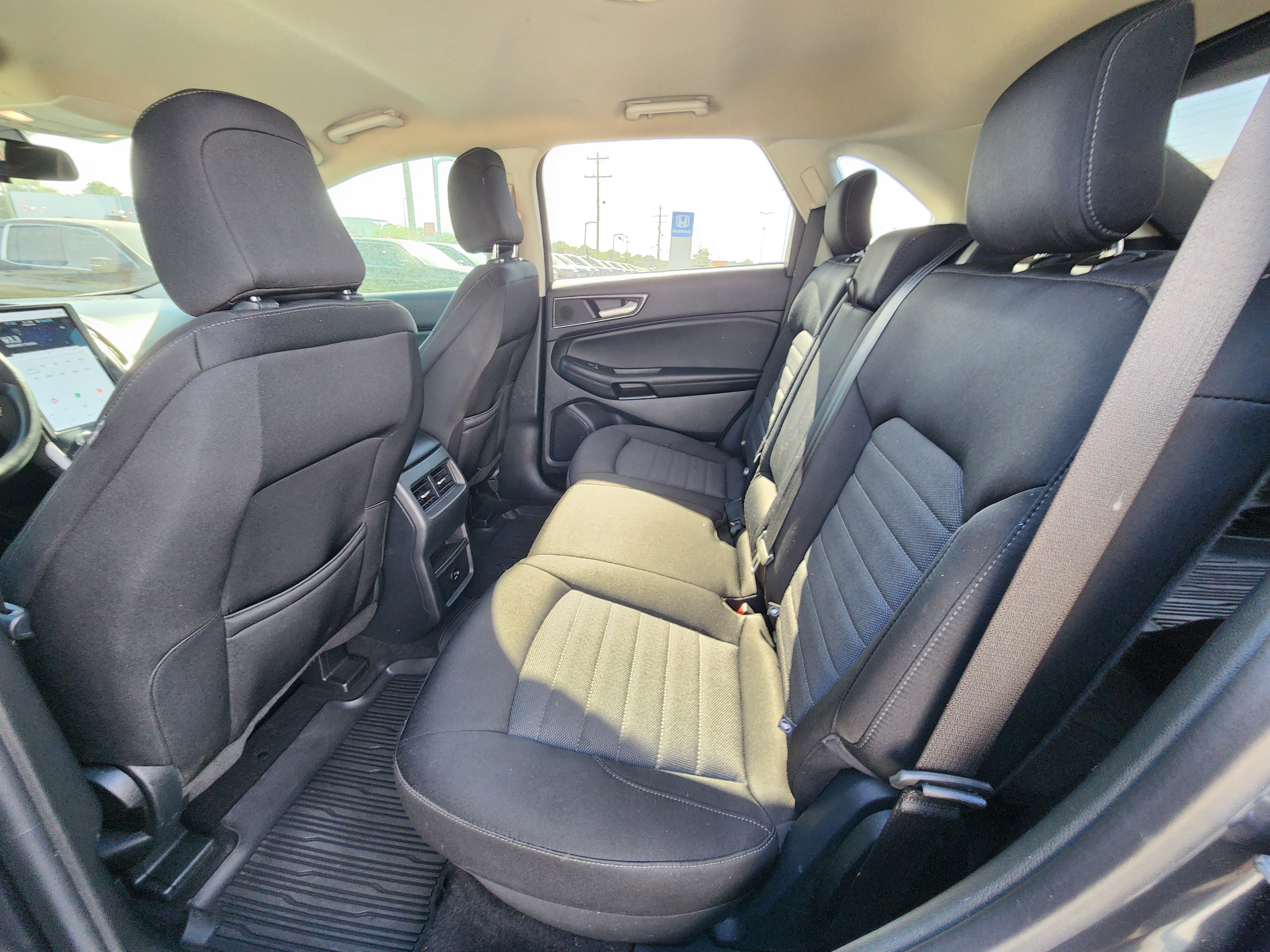 Used 2022 Ford Edge SE AWD/4WD image 16