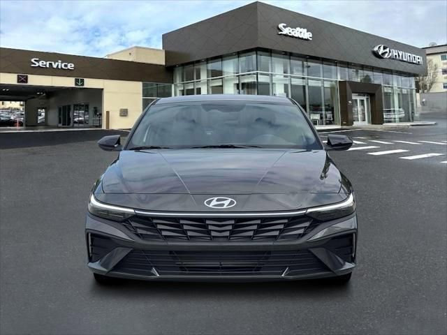 New 2026 Hyundai Elantra Sport FWD image 12