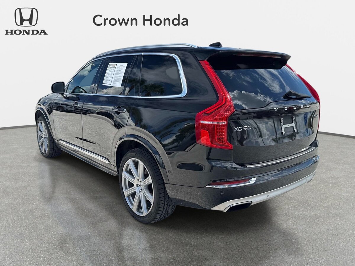 Used 2017 Volvo XC90 T6 Inscription w/ Vision Package AWD/4WD image 3