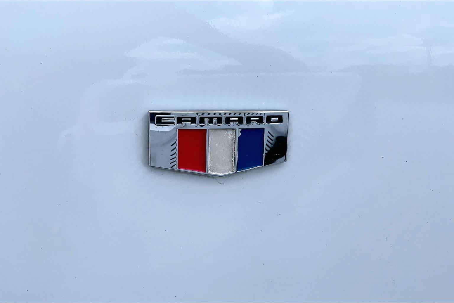 Used 2016 Chevrolet Camaro LT w/ Technology Package RWD image 31