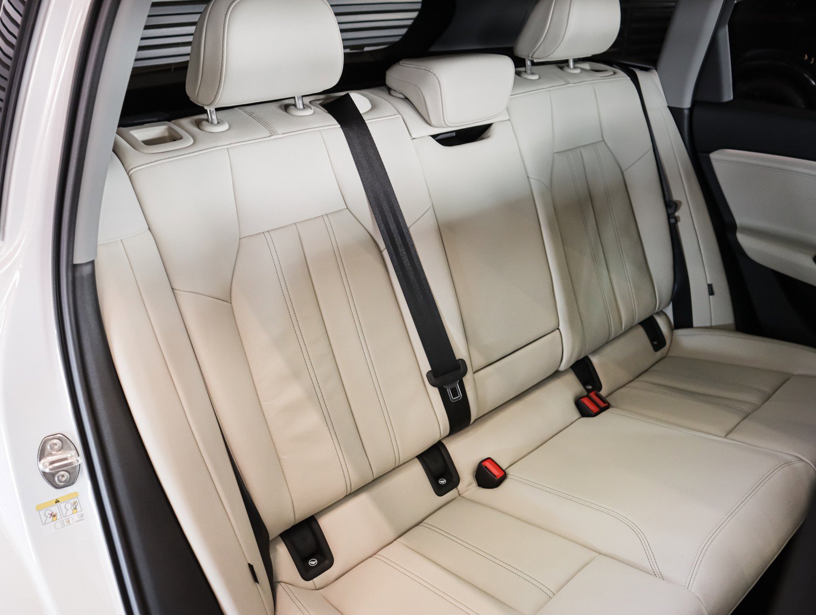 New 2025 Audi Q6 e-tron Premium AWD/4WD image 11