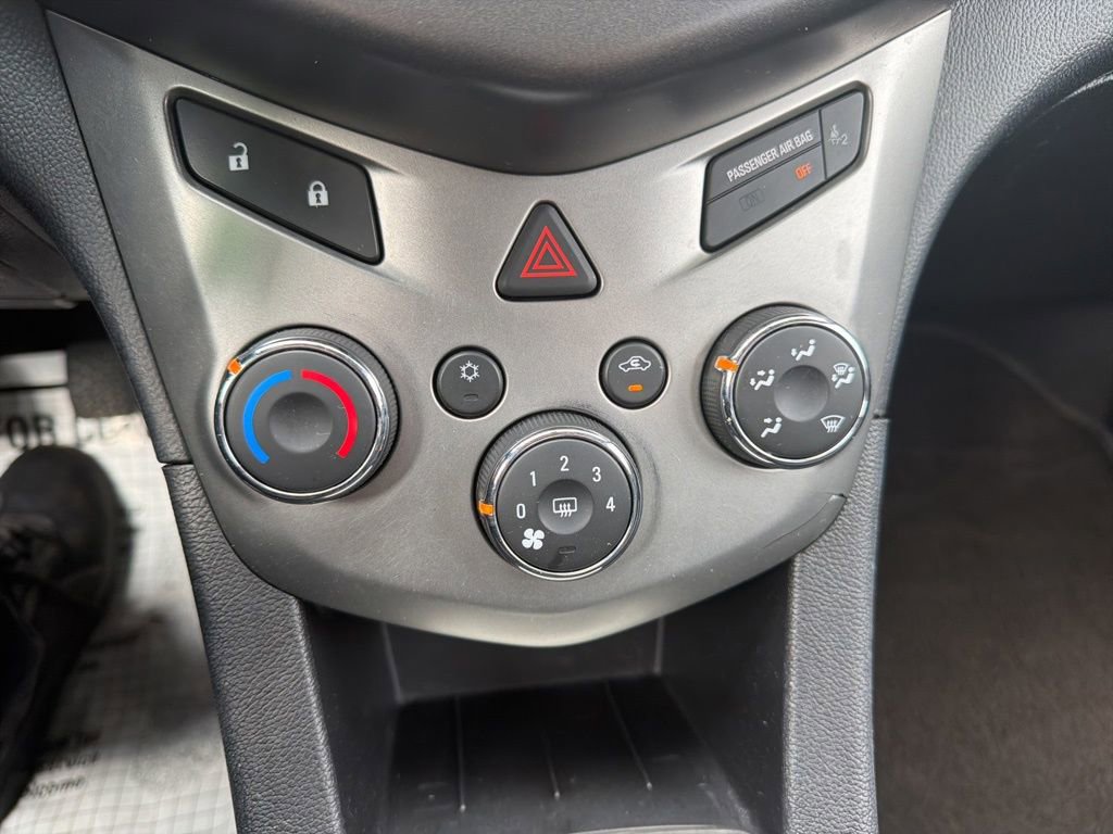 Used 2015 Chevrolet Sonic LT w/ Wheels and Fog Lamp Package image 27