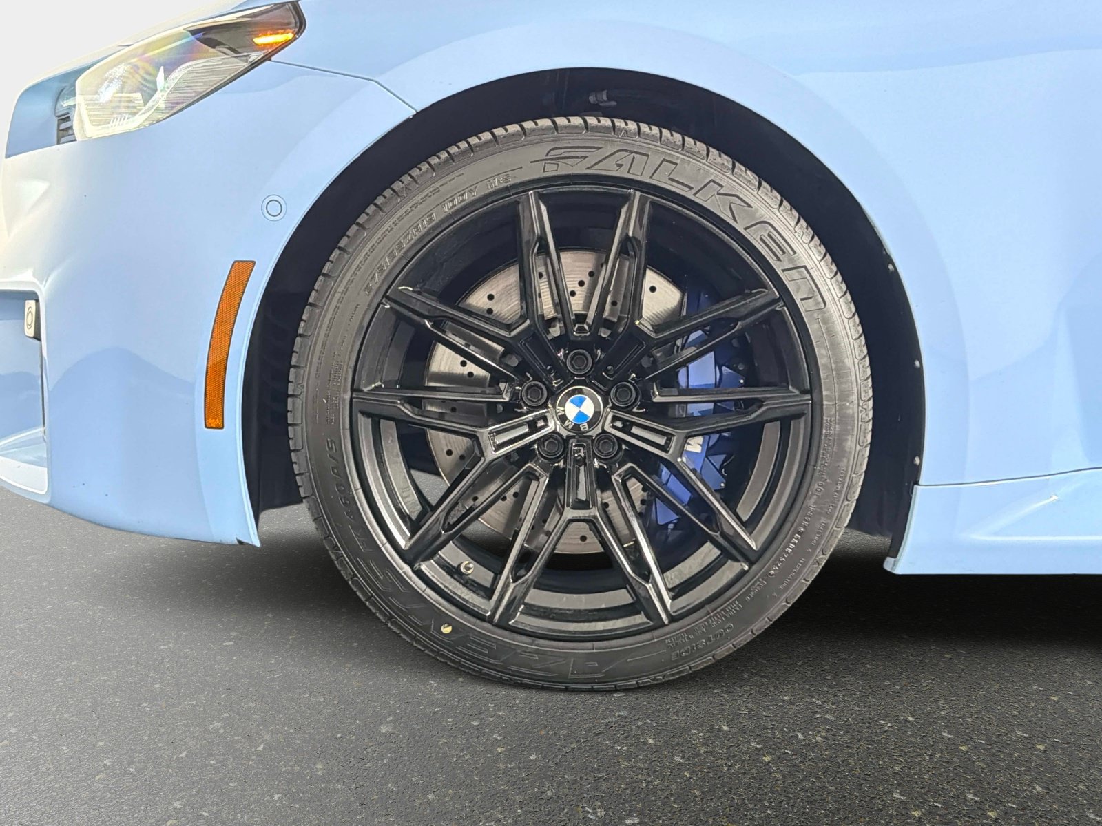 Used 2023 BMW M2 w/ Lighting Package RWD image 19