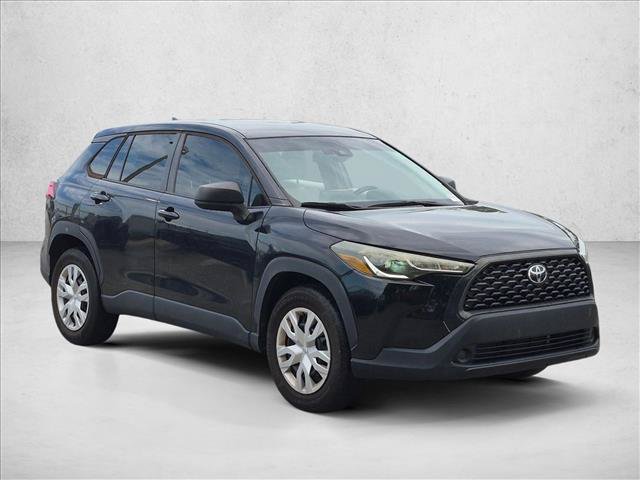 Used 2022 Toyota Corolla Cross L FWD image 3