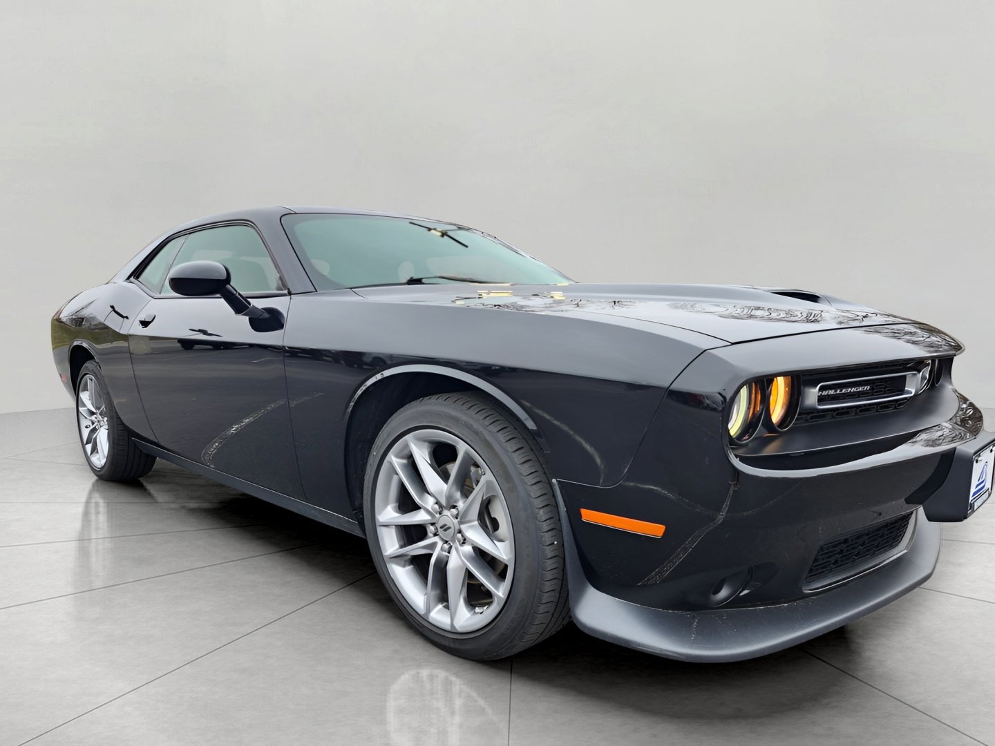 Used 2023 Dodge Challenger GT image 1