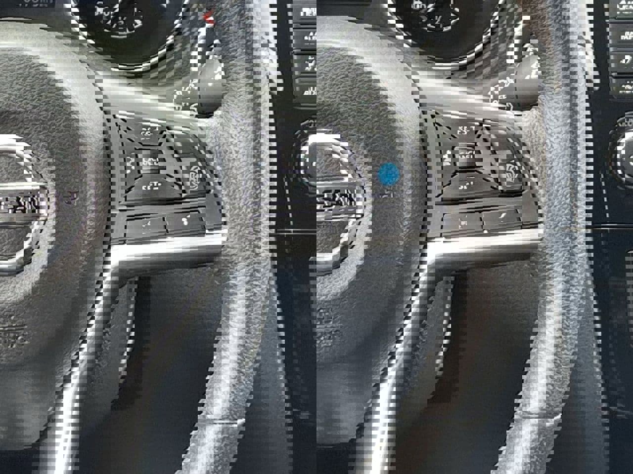 Used 2019 Nissan Rogue SL w/ Premium Package image 21